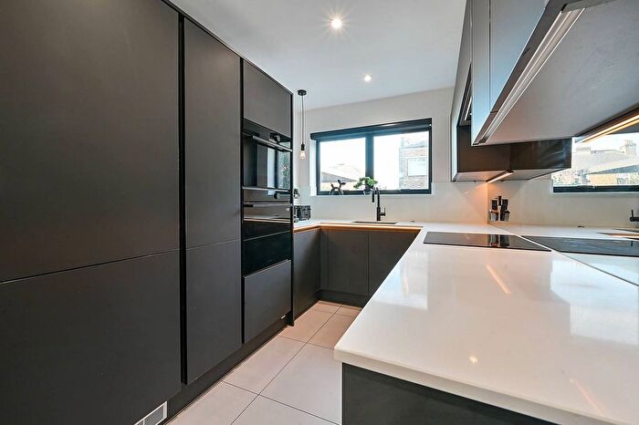 5 Bedroom Detached House For Sale In Poets Corner, Poet's Corner, London, W3