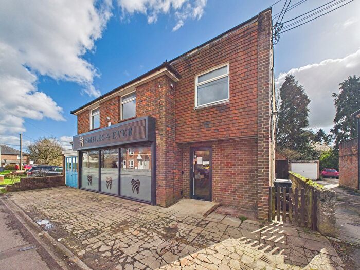 2 Bedroom Maisonette To Rent In High Street, Prestwood, Great Missenden, Buckinghamshire, HP16