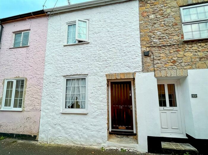 2 Bedroom Terraced House To Rent In North Street, Axminster, EX13