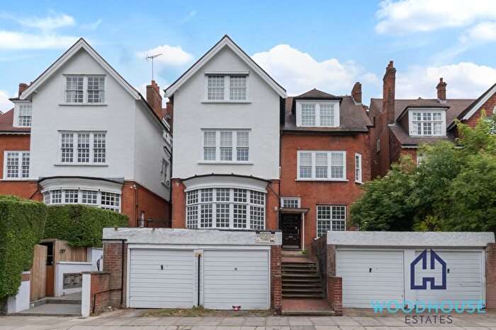 1 Bedroom Flat To Rent In Bracknell Gardens, London, NW3