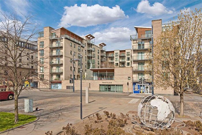 2 Bedroom Flat To Rent In Holyrood Road, Edinburgh, Midlothian, EH8