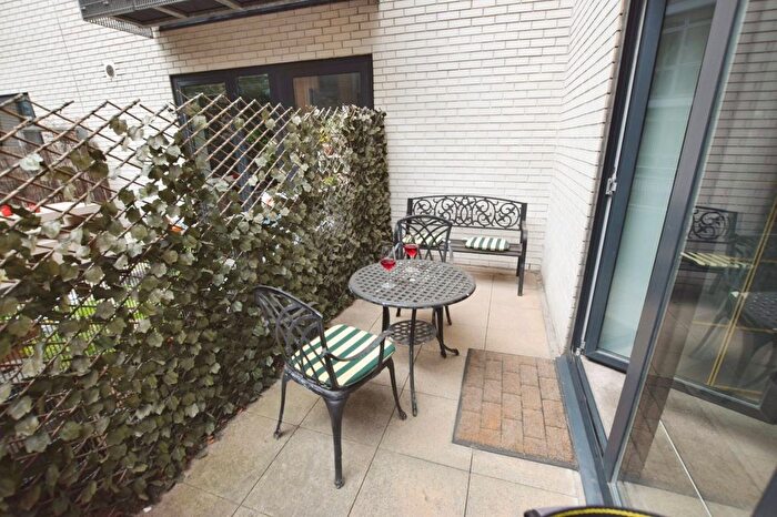 2 Bedroom Flat To Rent In Icon, High Street, Northern Quarter, Manchester, M4