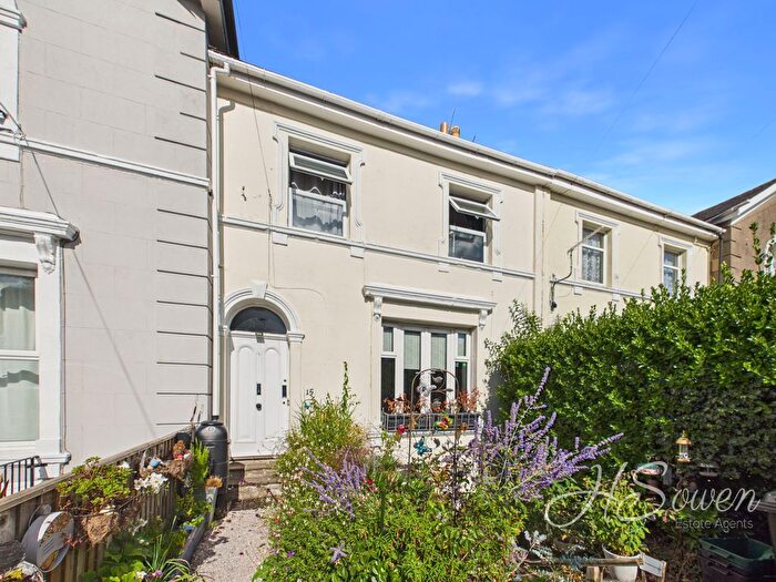 1 Bedroom Flat For Sale In Chatsworth Road, Torquay, TQ1