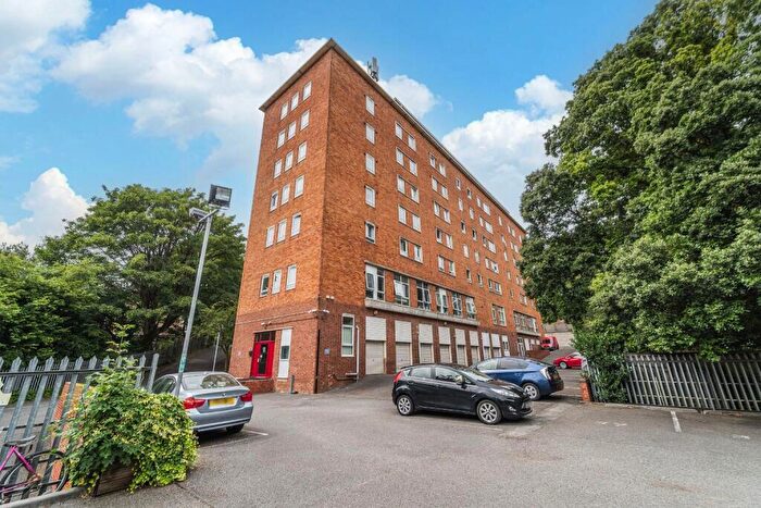 1 Bedroom Apartment For Sale In Woodborough Road, Nottingham, Nottinghamshire, NG3