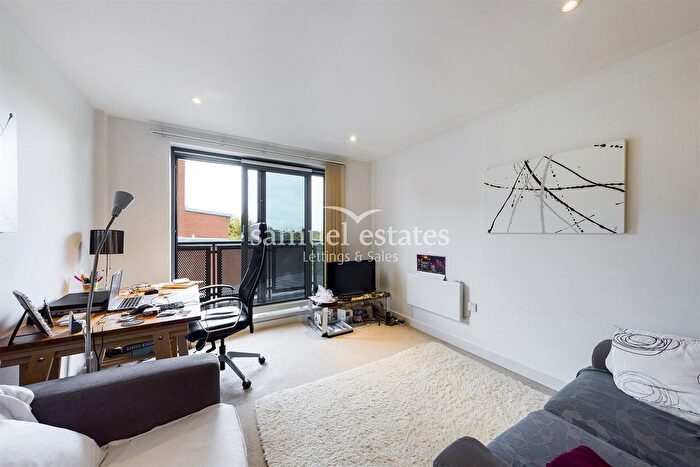 1 Bedroom Flat To Rent In Vista House, Chapter Way, Colliers Wood, SW19