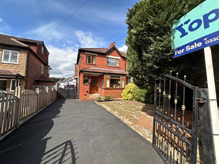 4 Bedroom Semi-Detached House For Sale In Outwood Lane, Leeds, LS18