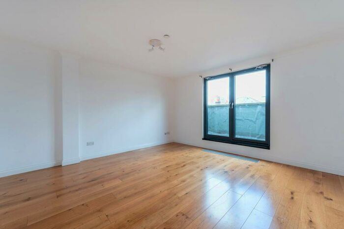 1 Bedroom Flat To Rent In Fellmonger's Yard, Croydon, CR0