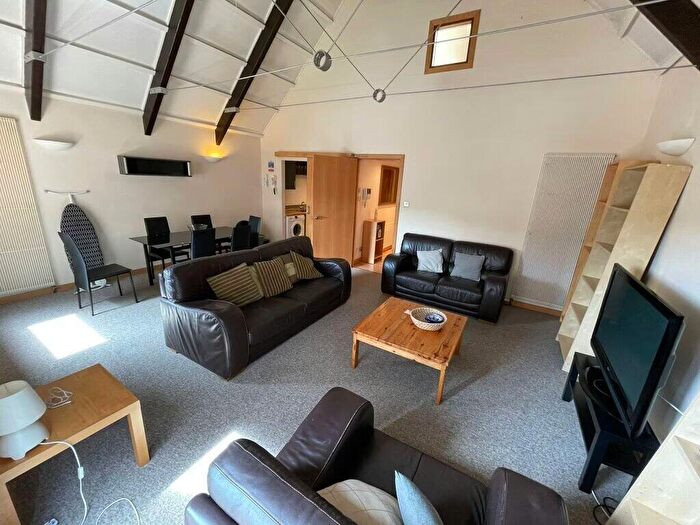 5 Bedroom Flat To Rent In Easter Dalry Rigg, Edinburgh, EH11