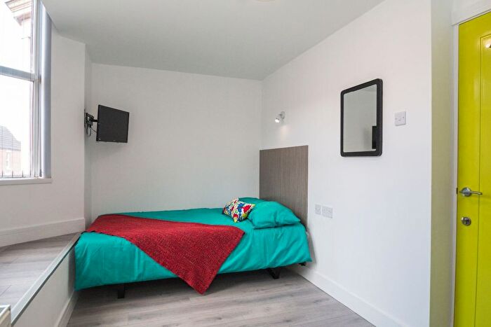 6 Bedroom Terraced House To Rent In Empress Road, Kensington, Liverpool, L7