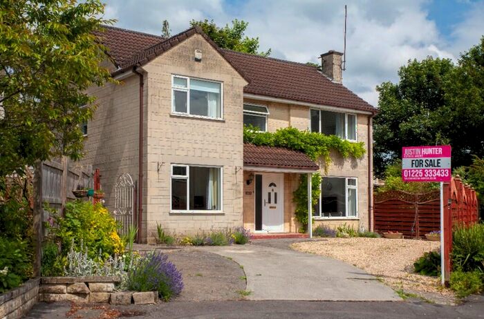4 Bedroom Detached House For Sale In Penn Gardens, Bath, BA1