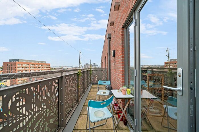 2 Bedroom Flat For Sale In Katie Court, Edwin Street, London, E16