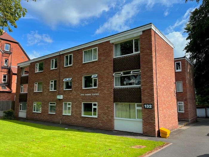 2 Bedroom Flat To Rent In Doe Bank Court, Lichfield Road, Sutton Coldfield, B74