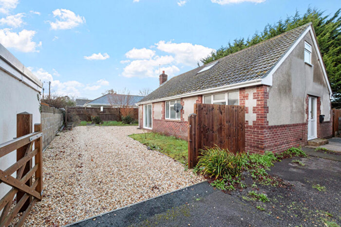 3 Bedroom Bungalow For Sale In Wareham, Dorset, BH20