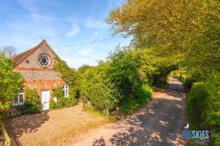 1 Bedroom Character Property For Sale In Foulsham Road, Hindolveston, NR20