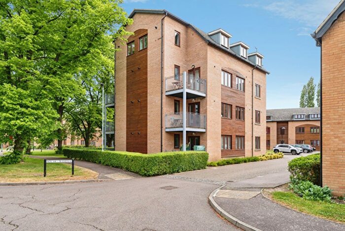 2 Bedroom Flat For Sale In Abberley Wood, Cambridge, Cambridgeshire, CB22