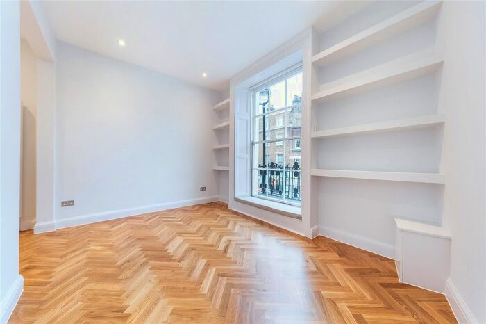 3 Bedroom Terraced House To Rent In Elizabeth Street, Belgravia, London, SW1W