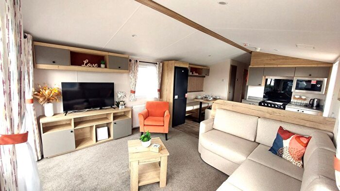 2 Bedroom Park Home For Sale In Polperro Holiday Park, Polperro Rd Looe, PL13
