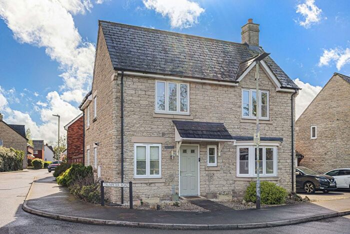 4 Bedroom Detached House For Sale In Trumpeter Road, Cheltenham, GL51