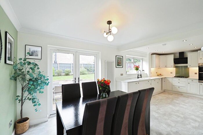 4 Bedroom Detached House For Sale In Hampton Close, Ilkeston, DE7