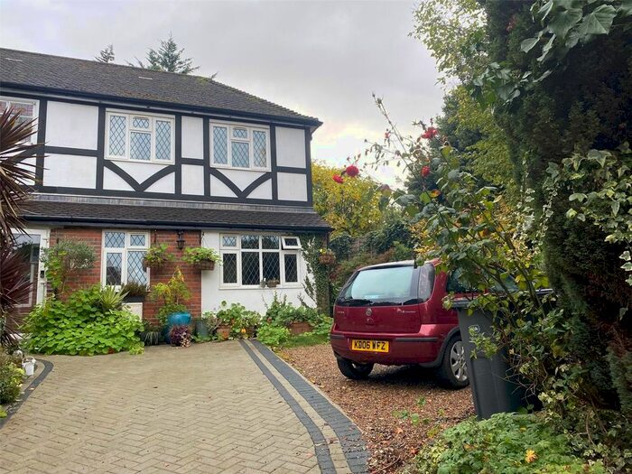 Studio To Rent In Albemarle Road, Beckenham, BR3