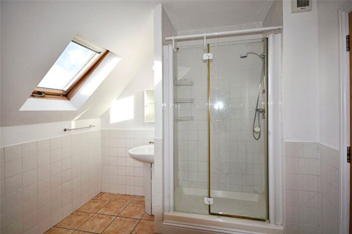 1 Bedroom Flat To Rent In Rockley Court, Theale, RG7