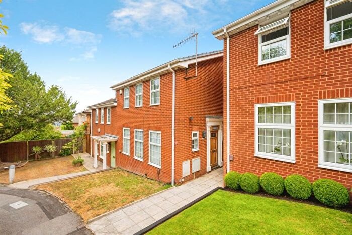 4 Bedroom Semi-Detached House For Sale In Pickwick Place, Harrow, HA1