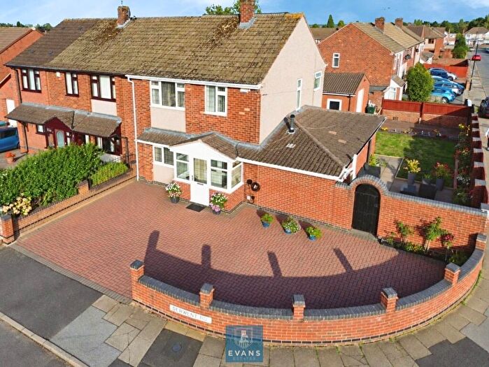 3 Bedroom Semi Detached House For Sale In Derwent Road, Whitmore Park, Coventry, CV6