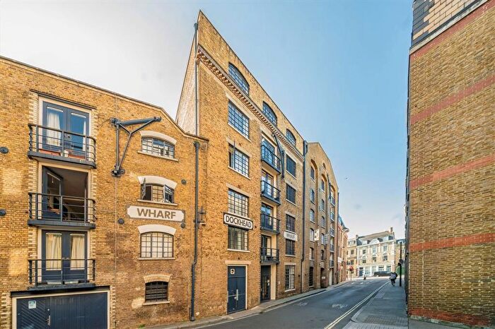 1 Bedroom Flat To Rent In Shad Thames, Shad Thames, SE1