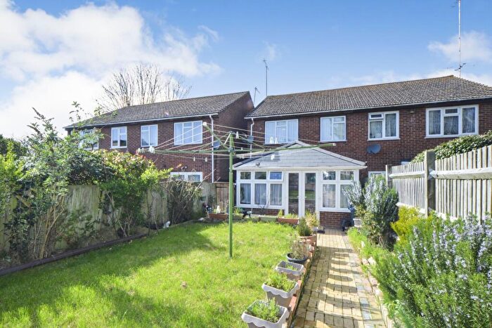 4 Bedroom Semi-Detached House To Rent In Main Road Orpington, BR5