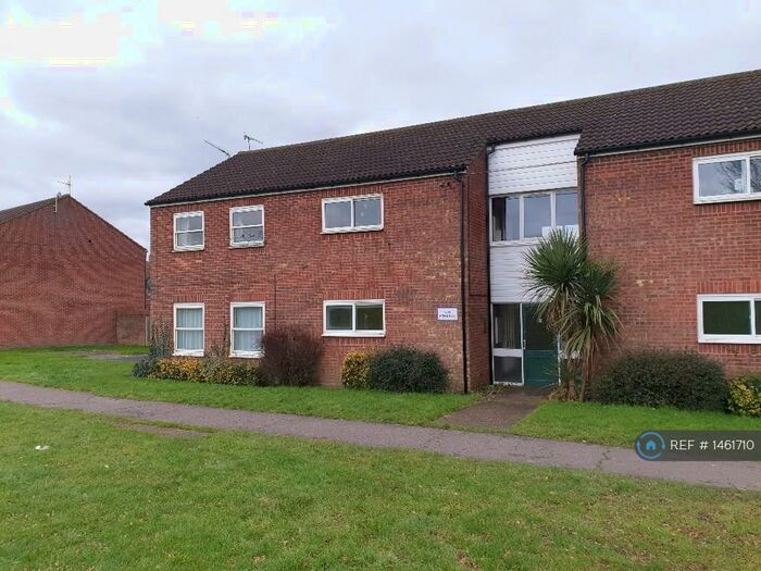 2 Bedroom Flat To Rent In Affleck Road, Colchester, CO4