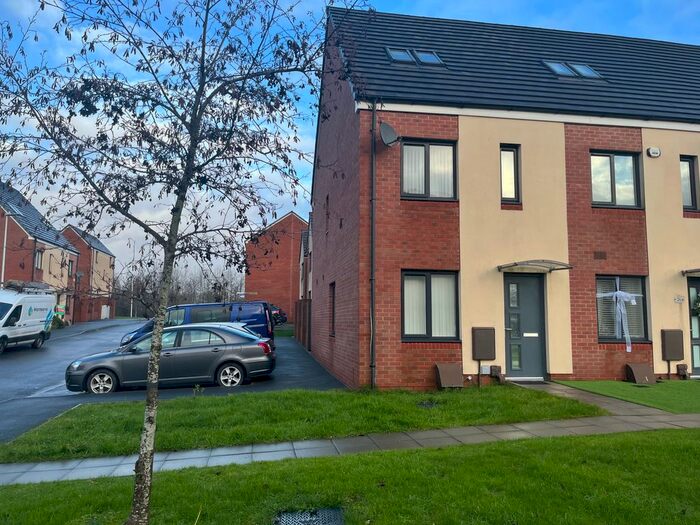 3 Bedroom Property To Rent In Golwg Y Garreg, Swansea, SA1