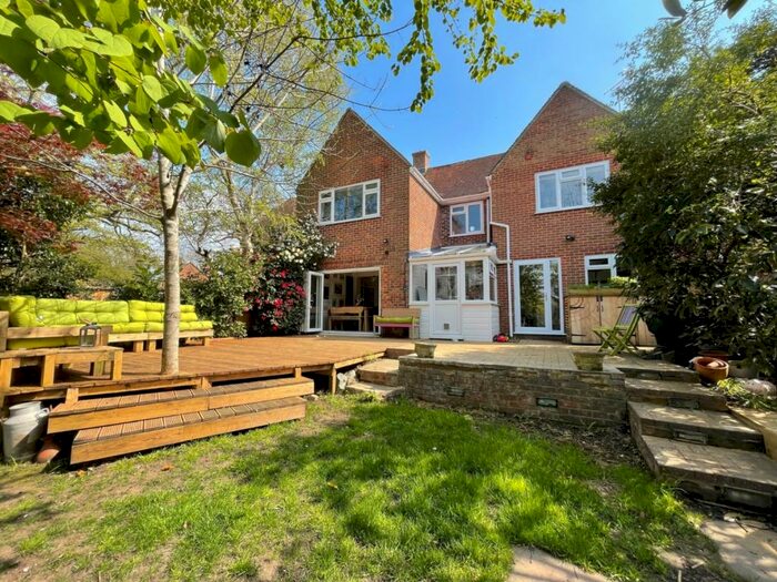 5 Bedroom Semi-Detached House To Rent In Culver Road, Newbury, RG14