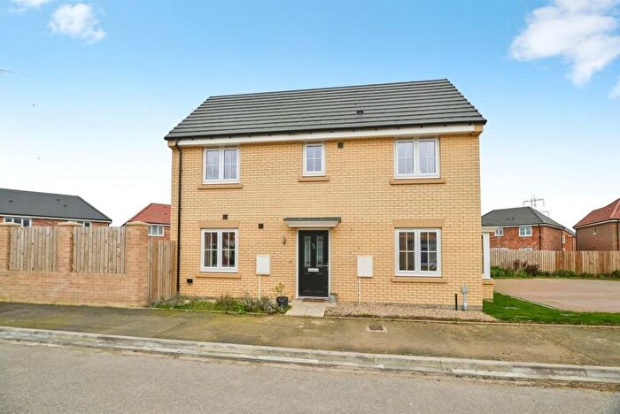3 Bedroom Semi Detached House For Sale In Crossthwaite Drive, Eaglescliffe, Stockton-On-Tees, TS16