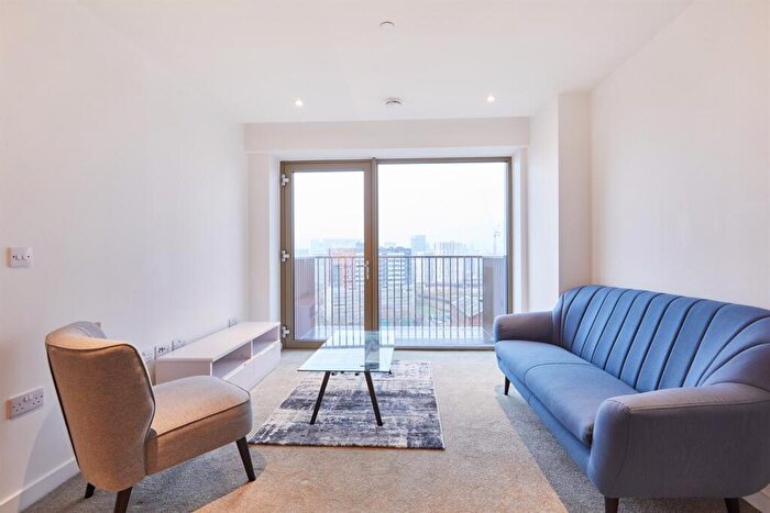 2 Bedroom Apartment For Sale In Local Crescent, M5