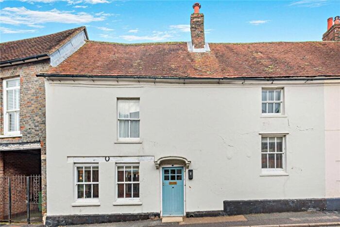 4 Bedroom House For Sale In George Street, Kingsclere, Newbury, Hampshire, RG20