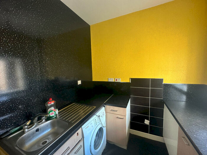 1 Bedroom Flat To Rent In Chapel House, Florence Street, Burnley, BB11