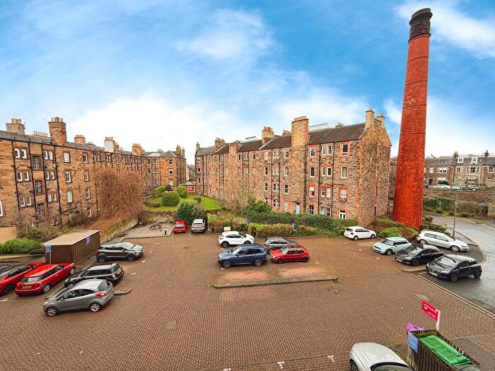 2 Bedroom Flat For Sale In Hermand Crescent, Edinburgh, EH11
