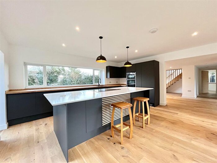 4 Bedroom Detached House For Sale In Primrose Hill, Fairlight, TN35