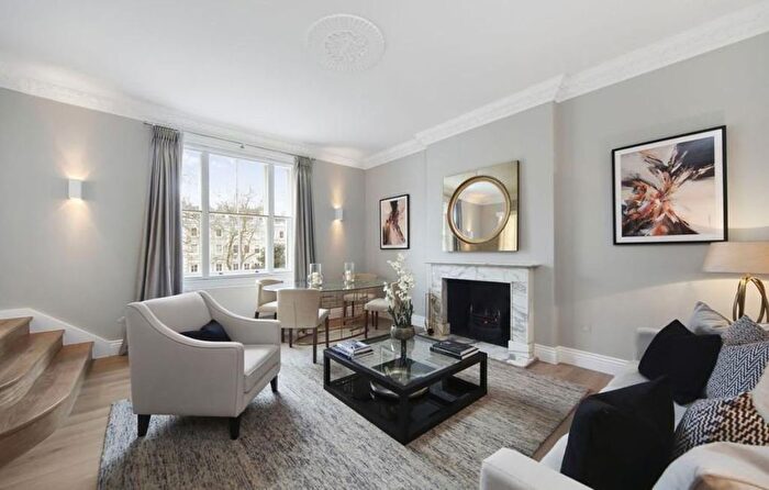 2 Bedroom Flat To Rent In Onslow Gardens, London, SW7