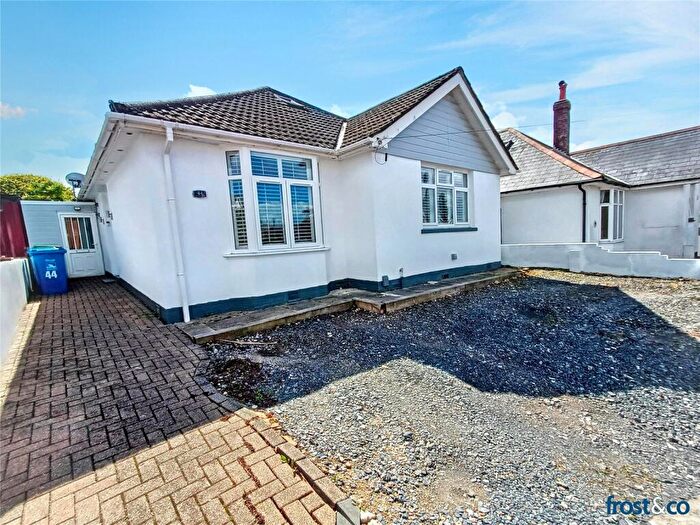 4 Bedroom Bungalow For Sale In Alexandra Road, Alexandra Park, Poole, Dorset, BH14