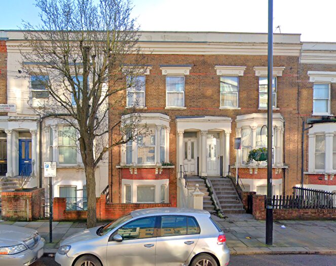 2 Bedroom Maisonette To Rent In Kilburn Park Road, London, NW6