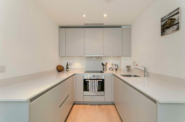 1 Bedroom Flat To Rent In Saffron Central Square, Central Croydon, Croydon, CR0