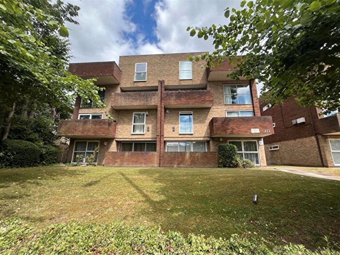 1 Bedroom Flat To Rent In Griffin House, Hagley Road, Edgbaston, Birmingham, B16