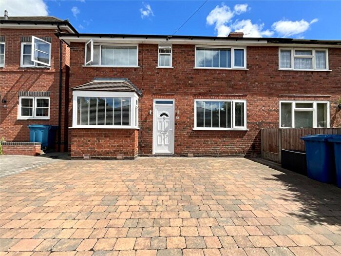 1 Bedroom House Of Multiple Occupation To Rent In Bradford Street, Tamworth, Staffordshire, B79