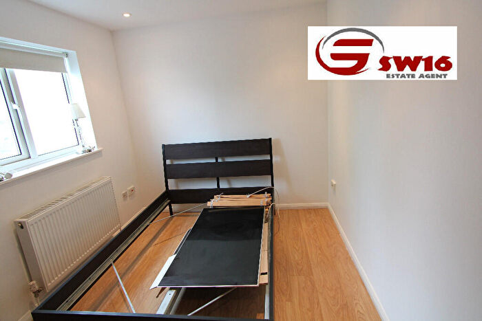 1 Bedroom Terraced House To Rent In Sycamore Gardens, Mitcham, Greater London, CR4
