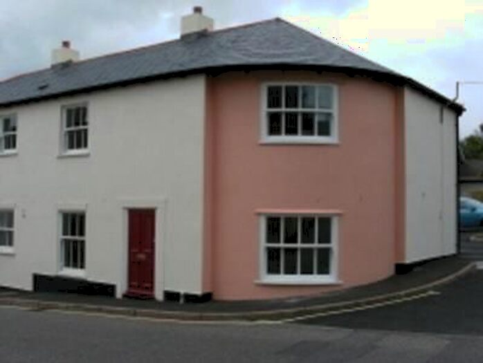 2 Bedroom Flat To Rent In Grays Mews, Lyme Street, Axminster, Devon, EX13