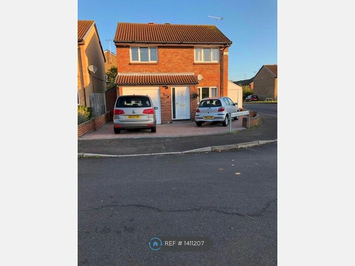 3 Bedroom Detached House To Rent In Wispington Close, Lower Earley, Reading, RG6