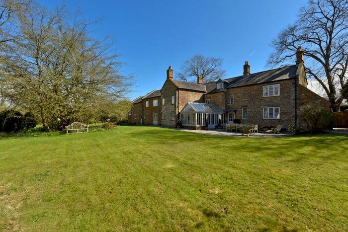 5 Bedroom Detached House To Rent In The Green, Culworth, Northamptonshire, OX17