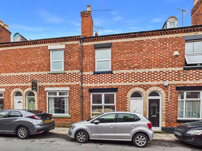 3 Bedroom Terraced House For Sale In Catherine Street, Chester, CH1