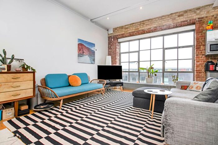 1 Bedroom Flat To Rent In Shepherdess Place, Chocolate Studios, N1